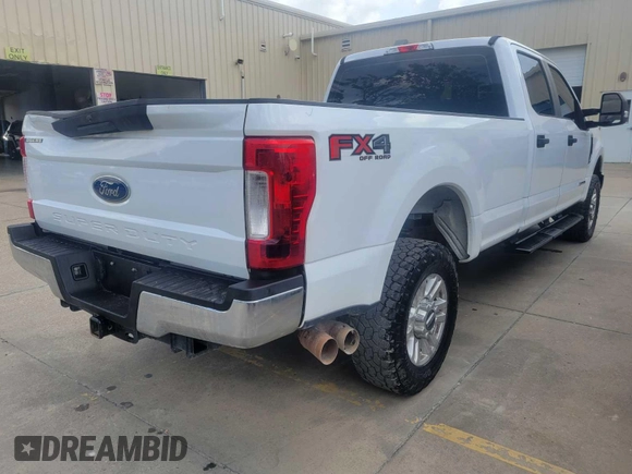 2019 Ford F-250 XL z VIN 1FT7W2BTXKED46997, wystawiony jako IAAI lot #42737714 z przebiegiem 124 075 mil mil oraz . Historia ofert i sprzedaży dostępna na DreamBid. Obrazek 34.