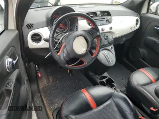 2014 FIAT 500e с VIN 3C3CFFGE0ET172785, выставлен на аукционе Copart как лот 59101865 с пробегом 57 727 миль миль и Списание • Salvage title. История ставок и продаж доступна на DreamBid. Изображение 8.