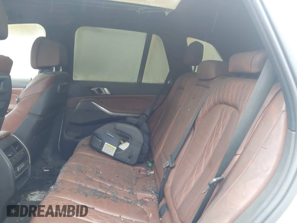 2019 BMW X5 xDrive50i с VIN 5UXJU2C5XKLN64637, выставлен на аукционе IAAI как лот 42182077 с пробегом Не указан миль и . История ставок и продаж доступна на DreamBid. Изображение 12.