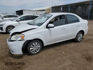 2011 Chevrolet Aveo 1LT z VIN KL1TD5DE4BB247198, wystawiony jako Copart lot #56513235 z przebiegiem 135 379 mil mil oraz Szkoda całkowita • Salvage title. Historia ofert i sprzedaży dostępna na DreamBid. Obrazek 1.