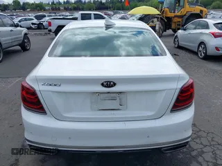 2019 Kia K900 z VIN KNAS34J66K6010426, wystawiony jako IAAI lot #42107537 z przebiegiem 68 601 mil mil oraz . Historia ofert i sprzedaży dostępna na DreamBid. Obrazek 16.
