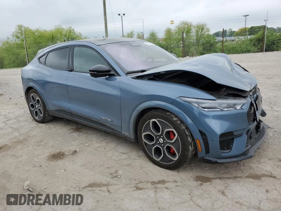 2023 Ford Mustang Mach-E GT z VIN 3FMTK4SE1PMA12474, wystawiony jako Copart lot #56854845 z przebiegiem 20 636 mil mil oraz Szkoda całkowita • Salvage title. Historia ofert i sprzedaży dostępna na DreamBid. Obrazek 4.