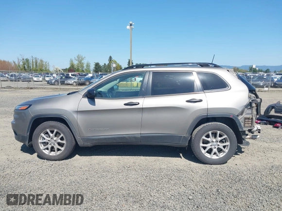 2017 Jeep Cherokee Sport with VIN 1C4PJMAB1HW584727, listed as a IAAI auction lot 42030824 with 147,527 mi miles and . Bid and sale history available at DreamBid. Image 15.