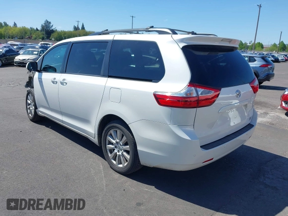 2017 Toyota Sienna XLE z VIN 5TDDZ3DC5HS162857, wystawiony jako IAAI lot #42054307 z przebiegiem 85 451 mil mil oraz . Historia ofert i sprzedaży dostępna na DreamBid. Obrazek 3.