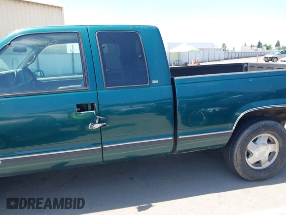 1997 Chevrolet Silverado 1500 with VIN 2GCEK19R0V1222296, listed as a IAAI auction lot 42195350 with 358,885 mi miles and . Bid and sale history available at DreamBid. Image 15.