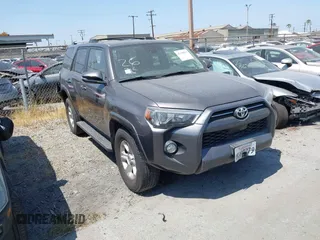 2020 Toyota 4Runner SR5 with VIN JTEZU5JRXL5219668, listed as a IAAI auction lot 42328511 with 99,970 mi miles and . Bid and sale history available at DreamBid. Image 1.