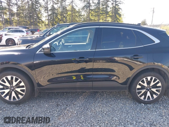 2020 Ford Escape Titanium Hybrid z VIN 1FMCU9DZ9LUC35844, wystawiony jako IAAI lot #42058275 z przebiegiem 74 205 mil mil oraz . Historia ofert i sprzedaży dostępna na DreamBid. Obrazek 14.