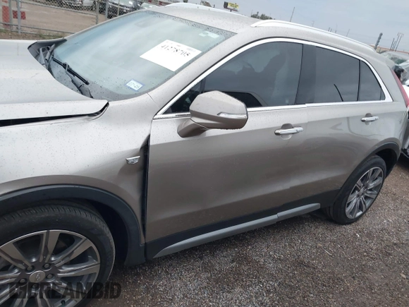 2022 Cadillac XT4 FWD Premium Luxury with VIN 1GYFZCR45NF164754, listed as a IAAI auction lot 41278705 with 65,698 mi miles. Bid and sale history available at carsss.com. Image 14.