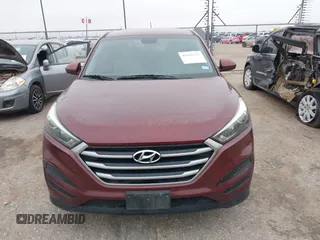 2017 Hyundai Tucson SE z VIN KM8J23A47HU431498, wystawiony jako IAAI lot #42425577 z przebiegiem 83 014 mil mil oraz . Historia ofert i sprzedaży dostępna na DreamBid. Obrazek 12.