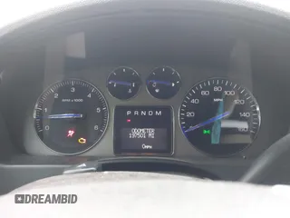 2007 Cadillac Escalade ESV z VIN 1GYFK66827R261571, wystawiony jako IAAI lot #42422302 z przebiegiem 197 501 mil mil oraz . Historia ofert i sprzedaży dostępna na DreamBid. Obrazek 7.