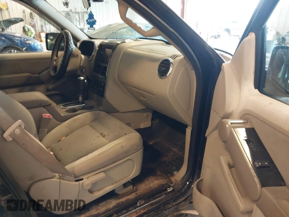 2007 Ford Explorer Sport Trac XLT with VIN 1FMEU51K87UA17490, listed as a IAAI auction lot 42373953 with 247,190 mi miles and . Bid and sale history available at DreamBid. Image 5.