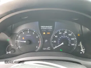 2013 Lexus RX 350 z VIN 2T2BK1BAXDC213205, wystawiony jako Copart lot #63222475 z przebiegiem 133 419 mil mil oraz Czysty tytuł • Clean title. Historia ofert i sprzedaży dostępna na DreamBid. Obrazek 9.