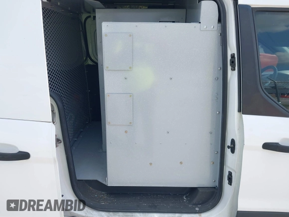 2018 Ford Transit Connect XL z VIN NM0LS7E74J1372469, wystawiony jako IAAI lot #40073799 z przebiegiem 210 247 mil mil oraz . Historia ofert i sprzedaży dostępna na DreamBid. Obrazek 8.