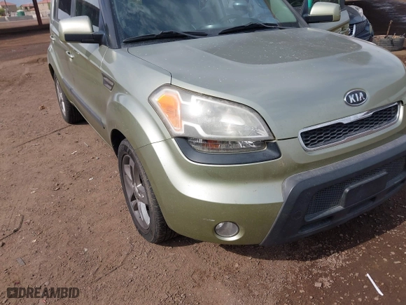 2011 Kia Soul ! with VIN KNDJT2A21B7195625, listed as a IAAI auction lot 41896664 with 131,678 mi miles. Bid and sale history available at carsss.com. Image 13.