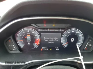 2021 Audi Q3 S line Premium Plus z VIN WA1EECF3XM1025170, wystawiony jako Copart lot #52442155 z przebiegiem 94 355 mil mil oraz Szkoda całkowita • Salvage title. Historia ofert i sprzedaży dostępna na DreamBid. Obrazek 9.