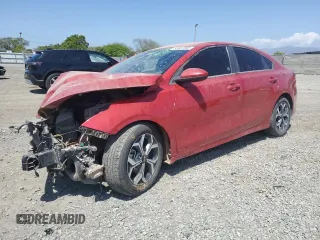 2021 Kia Forte LXS with VIN 3KPF24AD1ME387104, listed as a Copart auction lot 55461895 with 89,496 mi miles and Salvage title. Bid and sale history available at DreamBid. Image 1.