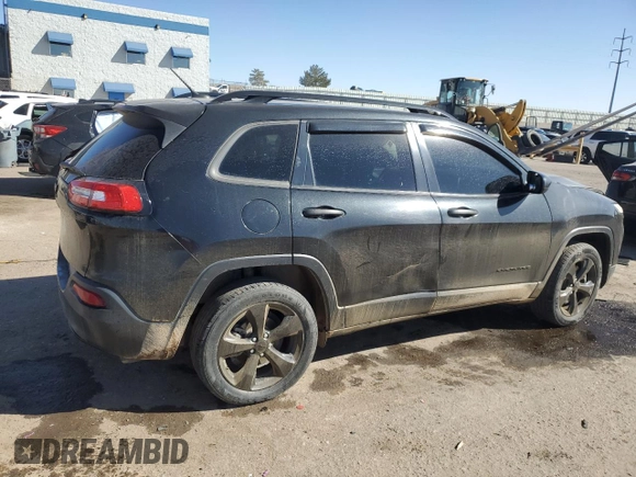 2016 Jeep Cherokee Altitude с VIN 1C4PJLABXGW319670, выставлен на аукционе Copart как лот 46796515 с пробегом 232 346 миль миль и Списание • Salvage title. История ставок и продаж доступна на DreamBid. Изображение 3.