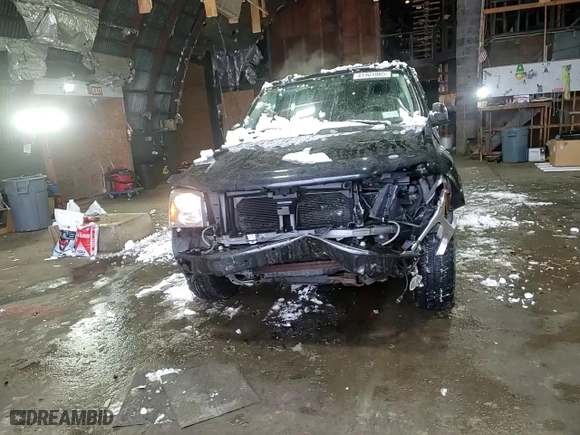 2005 GMC Envoy Denali with VIN 1GKET63M152386829, listed as a Copart auction lot 41901885 with 51,088 mi miles and Salvage Title. Bid and sale history available at carsss.com. Image 11.