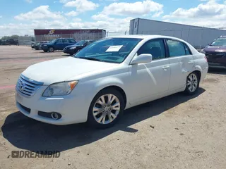 2008 Toyota Avalon XL with VIN 4T1BK36B88U322799, listed as a IAAI auction lot 42183577 with 185,655 mi miles. Bid and sale history available at carsss.com. Image 2.