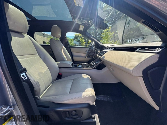 2020 Land Rover Range Rover Velar R-Dynamic S с VIN SALYK2EX9LA290812, выставлен на аукционе Copart как лот 65845305 с пробегом 122 769 миль миль и Чистый • Clean title. История ставок и продаж доступна на DreamBid. Изображение 5.