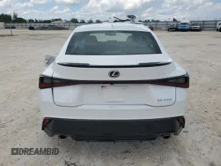 2024 Lexus IS 350 F Sport z VIN JTHBZ1B29R5077757, wystawiony jako Copart lot #56960195 z przebiegiem 13 003 mil mil oraz Szkoda całkowita • Salvage title. Historia ofert i sprzedaży dostępna na DreamBid. Obrazek 6.
