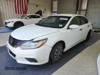 2017 Nissan Altima S with VIN 1N4AL3APXHN353827, listed as a Copart auction lot 62148295 with 121,242 mi miles and Clean title. Bid and sale history available at DreamBid. Image 1.