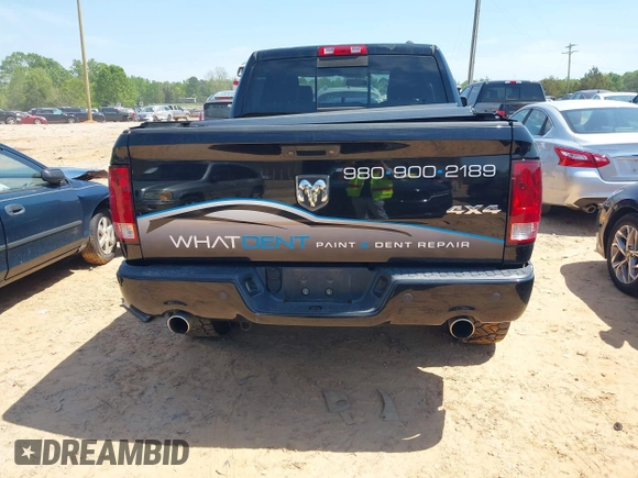 2012 Ram 1500 Sport с VIN 1C6RD7MT6CS283822, выставлен на аукционе IAAI как лот 42031055 с пробегом Не указан миль и . История ставок и продаж доступна на DreamBid. Изображение 17.