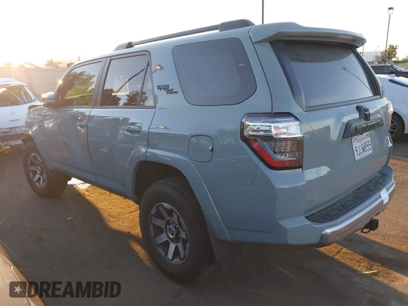 2023 Toyota 4Runner TRD Off Road Premium with VIN JTERU5JRXP6205852, listed as a IAAI auction lot 41631811 with 18,814 mi miles and . Bid and sale history available at DreamBid. Image 3.