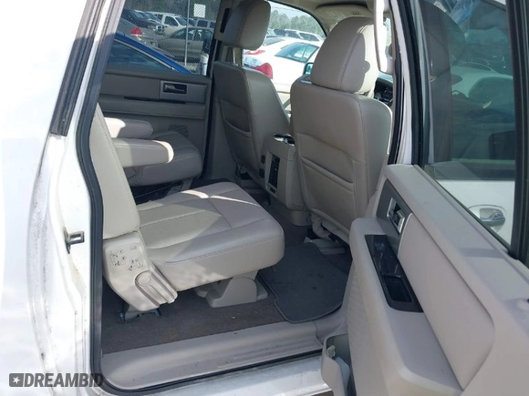 2013 Ford Expedition EL Limited with VIN 1FMJK2A58DEF26403, listed as a IAAI auction lot 41656011 with 57,820 mi miles. Bid and sale history available at carsss.com. Image 8.