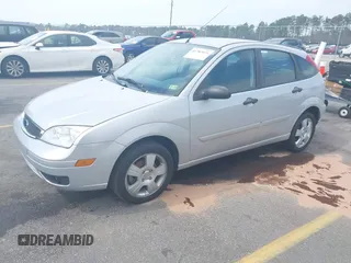 2007 Ford Focus S with VIN 1FAHP37N67W268162, listed as a IAAI auction lot 41782071 with 71,490 mi miles and . Bid and sale history available at carsss.com. Image 2.