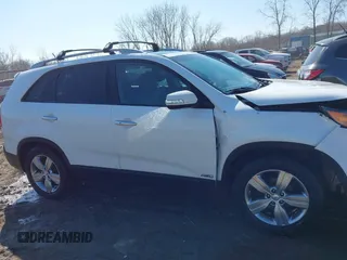 2013 Kia Sorento EX with VIN 5XYKUDA26DG411648, listed as a IAAI auction lot 41878842 with 87,631 mi miles. Bid and sale history available at carsss.com. Image 13.