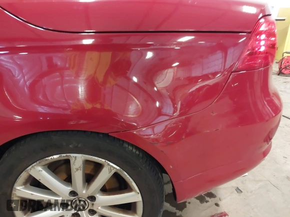 2007 Volkswagen Eos 2.0T with VIN WVWFA71F67V015635, listed as a IAAI auction lot 41422428 with 192,926 mi miles and . Bid and sale history available at DreamBid. Image 20.