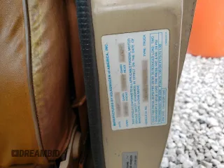 1982 Volkswagen Rabbit z VIN 1V1KG0175CV012235, wystawiony jako Copart lot #86112834 z przebiegiem 186 959 mil mil oraz Szkody całkowita. Historia ofert i sprzedaży dostępna na DreamBid. Obrazek 12.