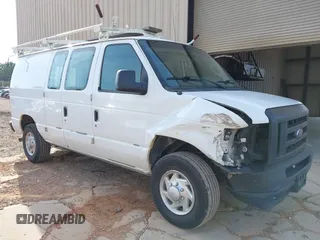 2011 Ford Econoline Cargo Commercial z VIN 1FTSE3EL0BDA81351, wystawiony jako IAAI lot #42154632 z przebiegiem 189 480 mil mil oraz . Historia ofert i sprzedaży dostępna na DreamBid. Obrazek 1.