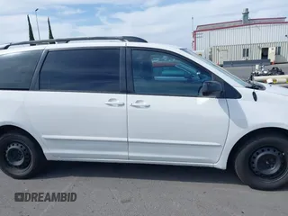 2008 Toyota Sienna CE with VIN 5TDZK23C38S145819, listed as a IAAI auction lot 42034399 with 141,830 mi miles. Bid and sale history available at carsss.com. Image 13.