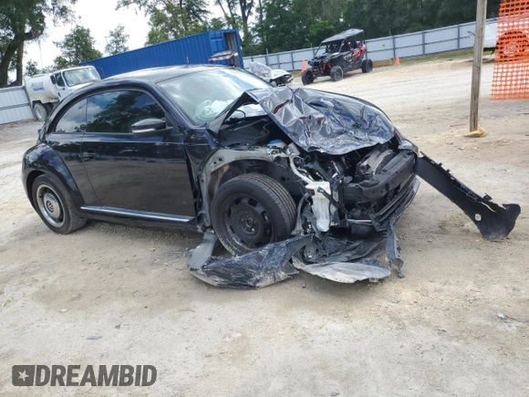 2016 Volkswagen Beetle Wolfsburg Edition with VIN 3VWF17AT8GM637442, listed as a Copart auction lot 55034595 with 137,211 mi miles and Salvage Title. Bid and sale history available at DreamBid. Image 4.