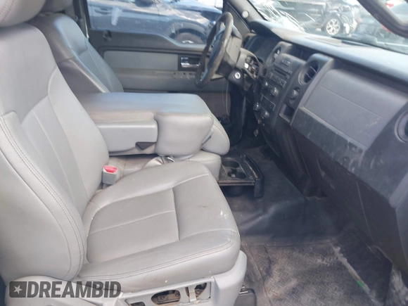 2014 Ford F-150 XL with VIN 1FTFX1CF4EKE57532, listed as a IAAI auction lot 41889726 with 180,698 mi miles. Bid and sale history available at carsss.com. Image 5.