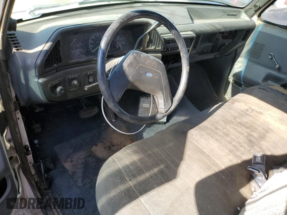 1990 Ford F-150 with VIN 1FTDF15Y8LPA78476, listed as a Copart auction lot 86521784 with 42,369 mi miles and Clean Title. Bid and sale history available at carsss.com. Image 8.