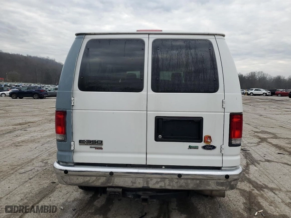2014 Ford Econoline Wagon XL with VIN 1FBNE3BL5EDA90380, listed as a Copart auction lot 82166124 with 0 mi miles and Salvage Title. Bid and sale history available at carsss.com. Image 6.