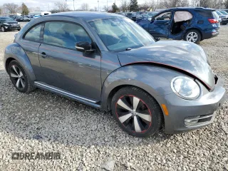 2012 Volkswagen Beetle 2.0T Turbo PZEV with VIN 3VW4A7AT6CM634721, listed as a Copart auction lot 48124045 with 115,515 mi miles and Salvage Title. Bid and sale history available at carsss.com. Image 4.