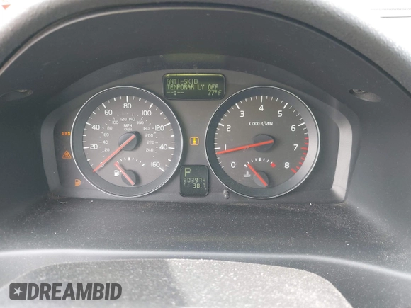 2010 Volvo V50 with VIN YV1382MW9A2526983, listed as a IAAI auction lot 42179780 with 203,974 mi miles. Bid and sale history available at carsss.com. Image 7.