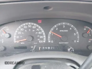 2000 Ford F-150 XL с VIN 2FTZX0722YCA70985, выставлен на аукционе IAAI как лот 42476412 с пробегом 171 033 миль миль и . История ставок и продаж доступна на DreamBid. Изображение 7.