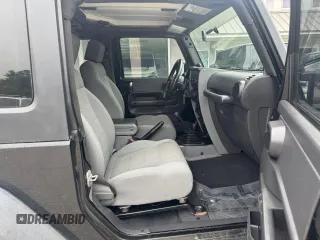2007 Jeep Wrangler Rubicon с VIN 1J4GA64127L170574, выставлен на аукционе Copart как лот 60906965 с пробегом 142 976 миль миль и Чистый • Clean title. История ставок и продаж доступна на DreamBid. Изображение 5.