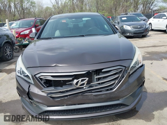2015 Hyundai Sonata Sport with VIN 5NPE34AB7FH127912, listed as a IAAI auction lot 41918678 with 38,104 mi miles and . Bid and sale history available at carsss.com. Image 6.