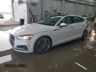 2018 Audi A5 Sportback Prestige z VIN WAUFNCF52JA041402, wystawiony jako Copart lot #56671195 z przebiegiem 61 684 mil mil oraz Szkoda całkowita • Salvage title. Historia ofert i sprzedaży dostępna na DreamBid. Obrazek 1.