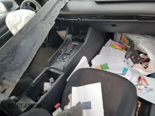 2019 Mazda 3 z VIN JM1BPABLXK1108883, wystawiony jako Copart lot #79814304 z przebiegiem Nie podano mil oraz Szkoda całkowita • Salvage title. Historia ofert i sprzedaży dostępna na DreamBid. Obrazek 8.