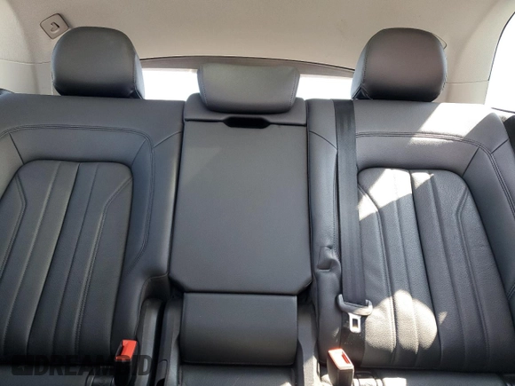2018 Audi Q5 Premium Plus z VIN WA1BNAFY4J2068976, wystawiony jako Copart lot #59005005 z przebiegiem 121 247 mil mil oraz Szkoda całkowita • Salvage title. Historia ofert i sprzedaży dostępna na DreamBid. Obrazek 10.