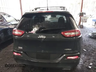 2018 Jeep Cherokee Latitude Plus with VIN 1C4PJLLX3JD573359, listed as a IAAI auction lot 41313339 with 98,981 mi miles. Bid and sale history available at carsss.com. Image 16.