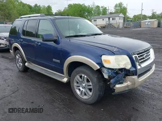 2006 Ford Explorer Eddie Bauer z VIN 1FMEU74E06UA20819, wystawiony jako IAAI lot #42256710 z przebiegiem 218 316 mil mil oraz . Historia ofert i sprzedaży dostępna na DreamBid. Obrazek 1.