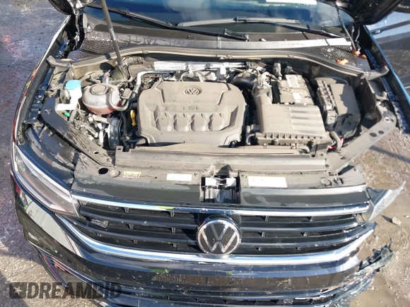 2023 Volkswagen Tiguan SE R-Line Black z VIN 3VVCB7AX5PM100499, wystawiony jako IAAI lot #41261505 z przebiegiem 26 677 mil mil oraz . Historia ofert i sprzedaży dostępna na DreamBid. Obrazek 10.